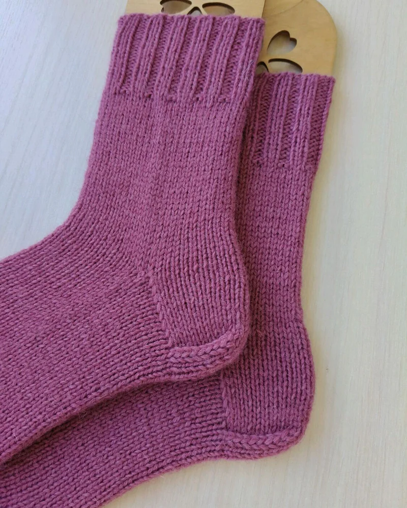 Брусничные розовые вязаные носочки Базовая коллекция RussianSocks — Брусничные носки