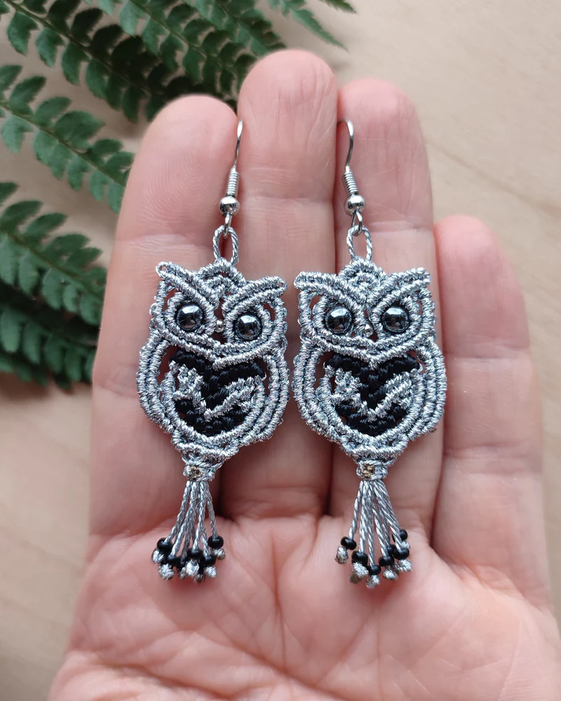 Серебристые с белымсерьги совы