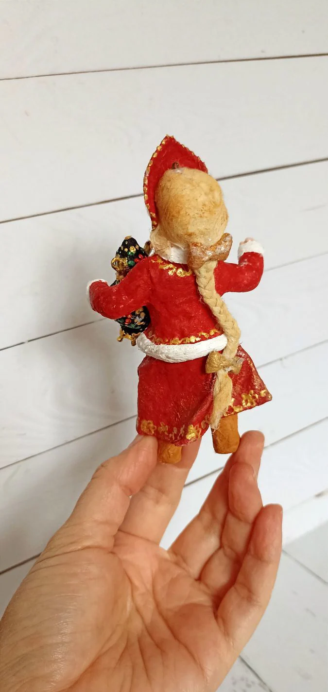 Девочка с самоваром