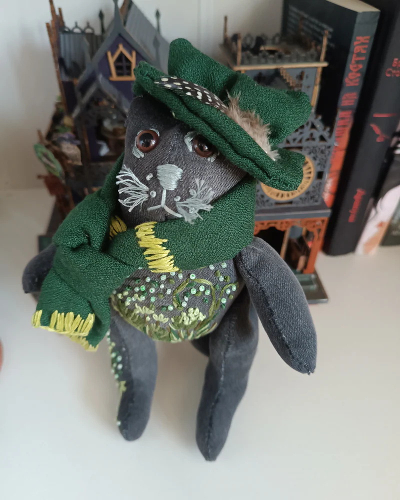 Интерьерная игрушка Кот-эстет — кот игрушка
