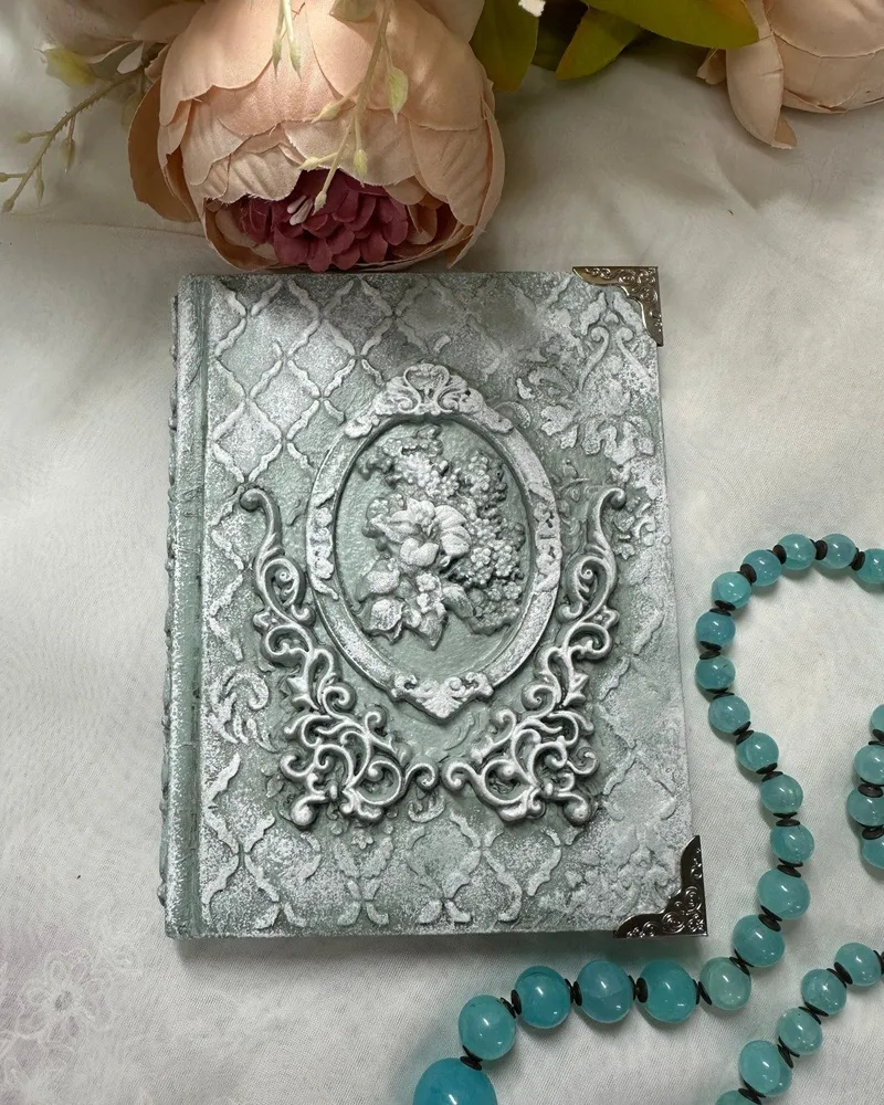 Ежедневник — Серебристый — Серебристый