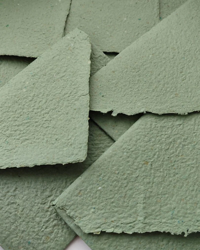 Конверты ручного литья 13 × 17 см — Зелёный в крапинку
