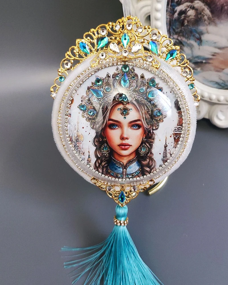 Ёлочная игрушка медальон