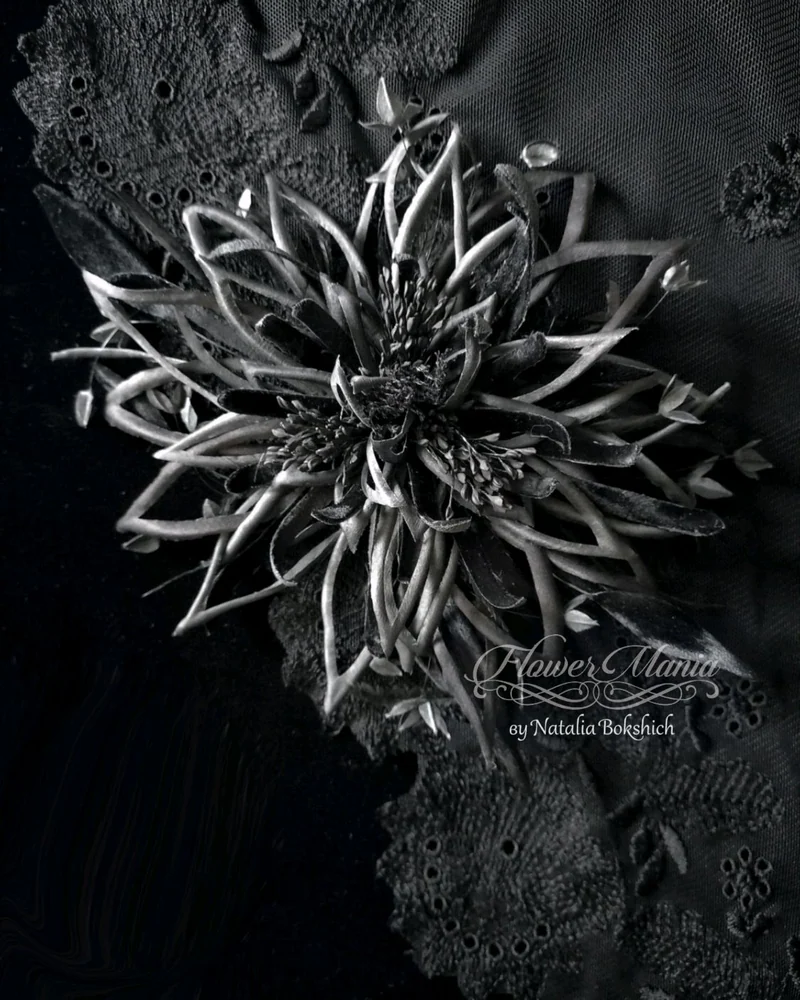 BLACK STAR