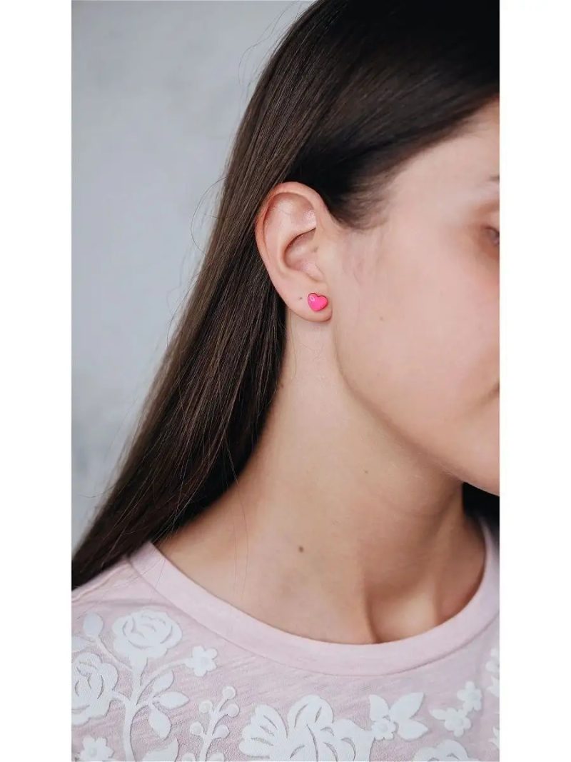 Серьги сердце для девочки деревянные — розовый