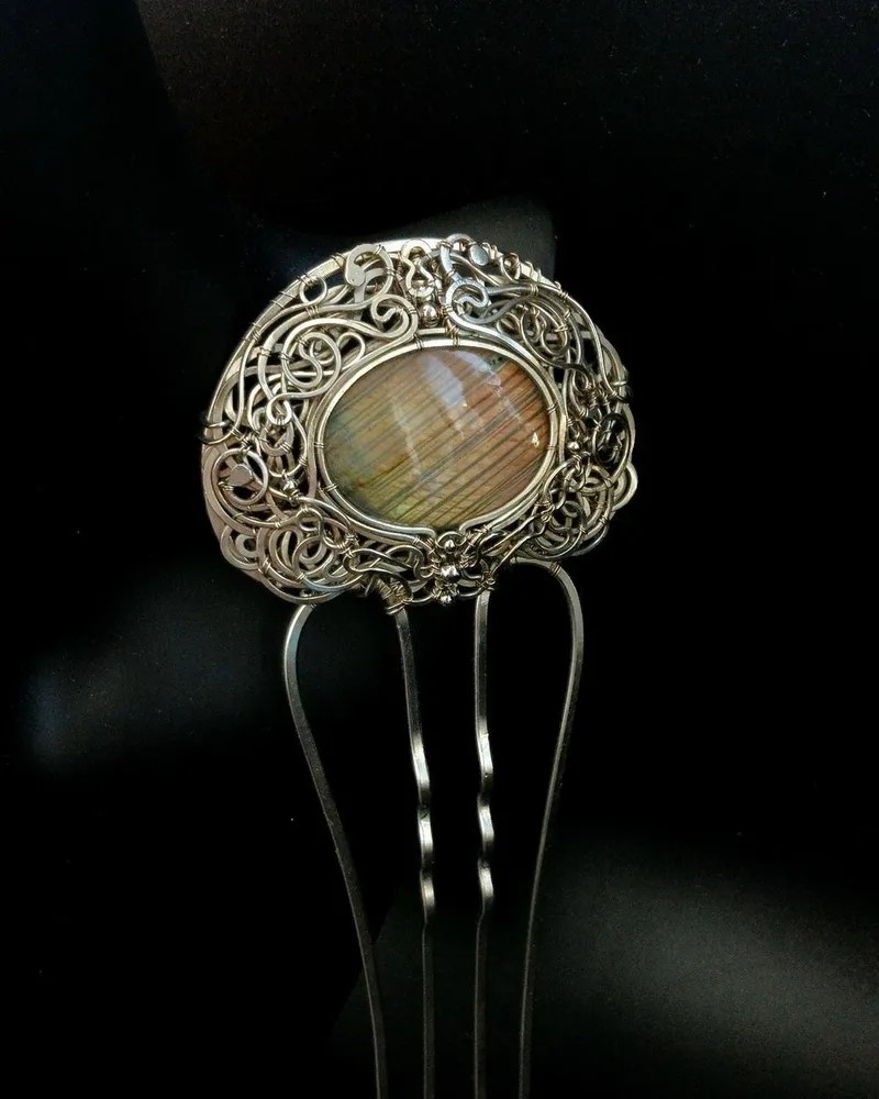 Гребень для волос с камнем лабрадорит "Antique mirror" — многоцветный — Лабрадорит