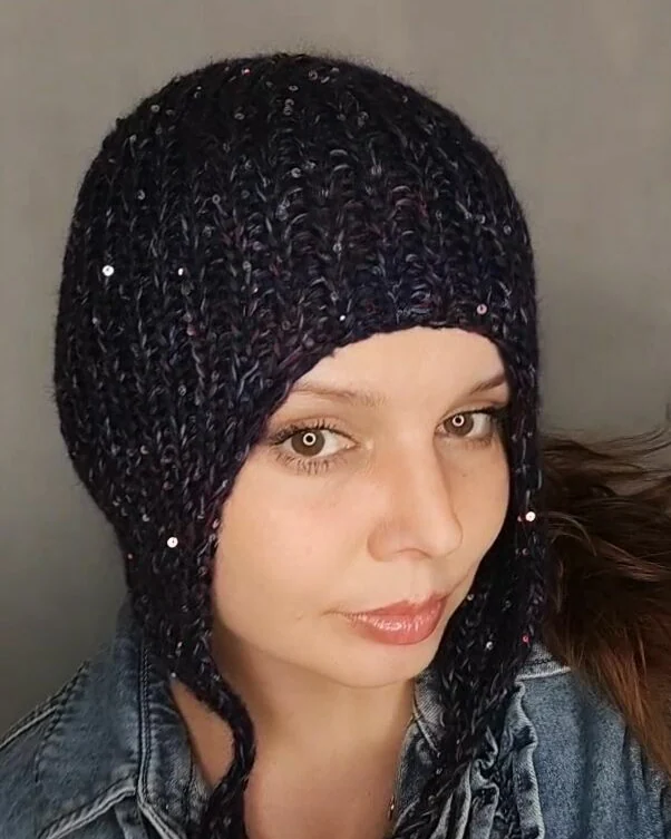 Шапка чепчик шлем, шапка с пайетками