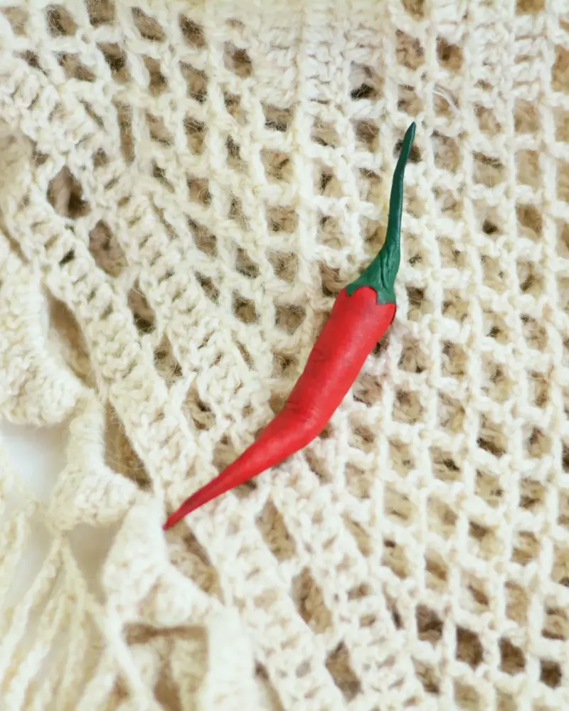 Красный перчик Брошка из кожи яркое натуралистичное