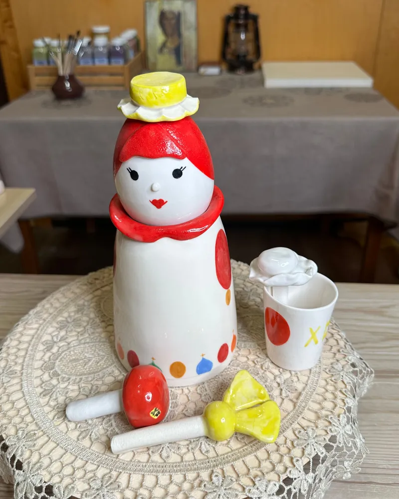 Фарфоровая ваза-кукла «Пасхальная Барышня» — Пасхальная барышня