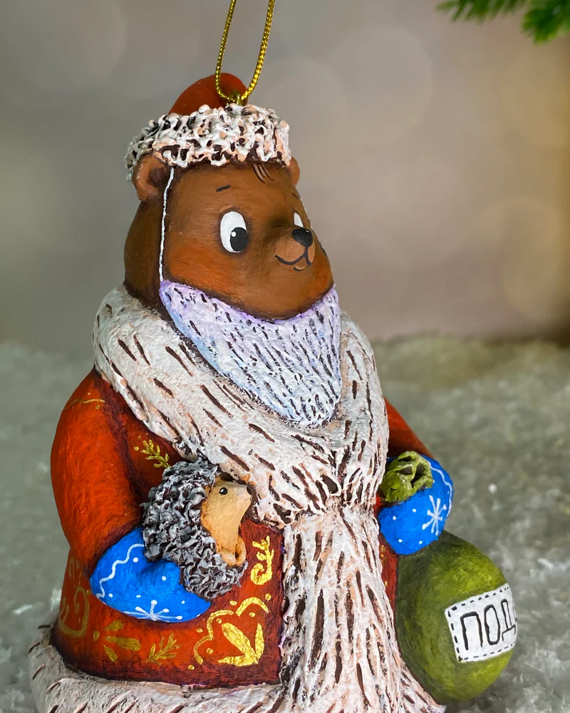 Ёлочная игрушка «Медведь-дед мороз»