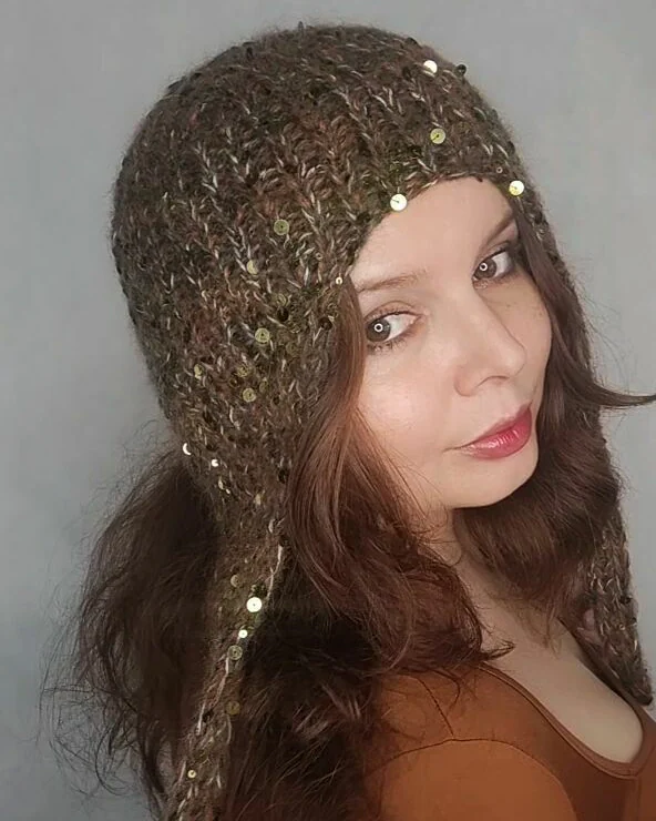 Шапка чепчик шлем, шапка с пайетками