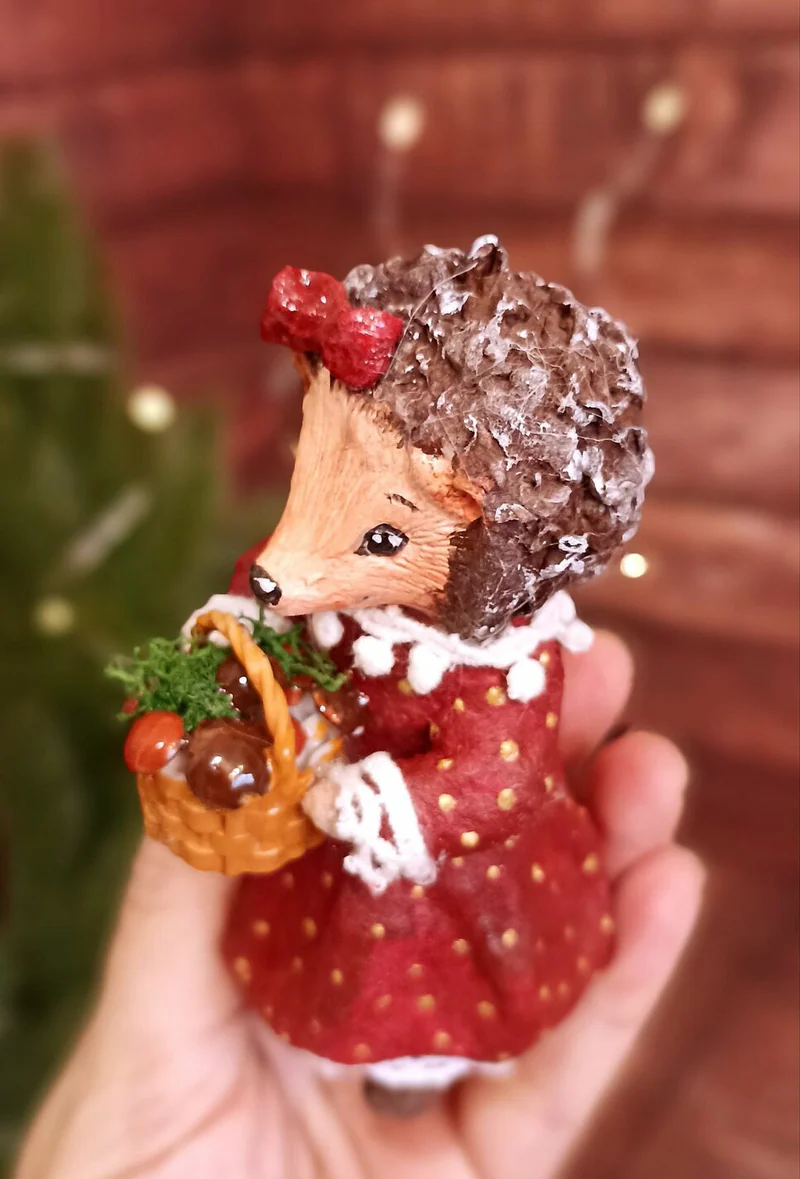 Ёжик с корзинкой