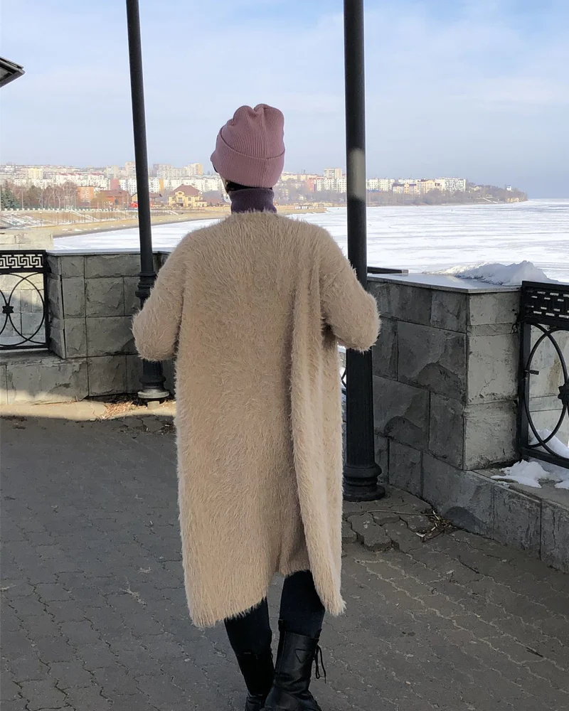 Бежевый Кардиган женский пушистый