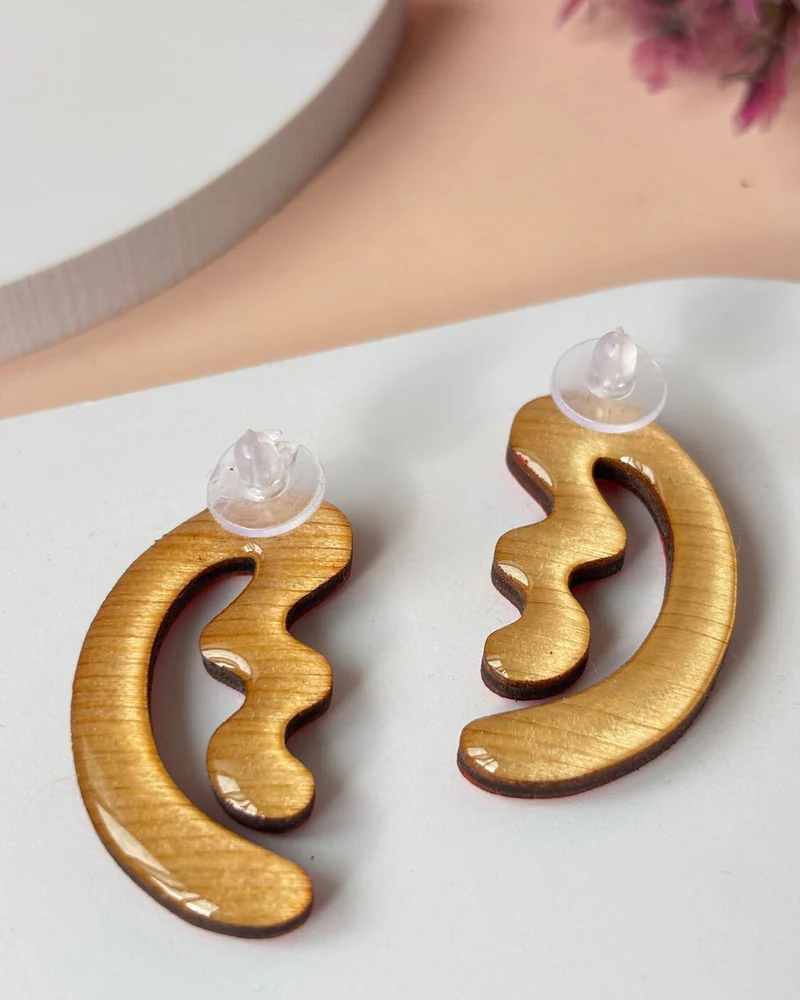 Серьги красные.Крупные серьги из дерева
