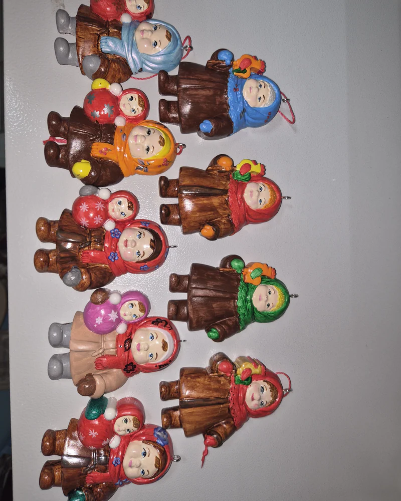 елочная игрушка дети СССР — девочка с неваляшкой