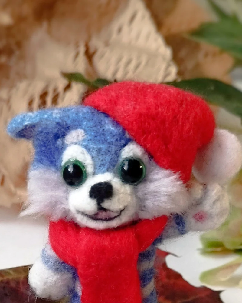 Игрушка из шерсти Кот, котик, Войлочная игрушка: котенок в шапочке