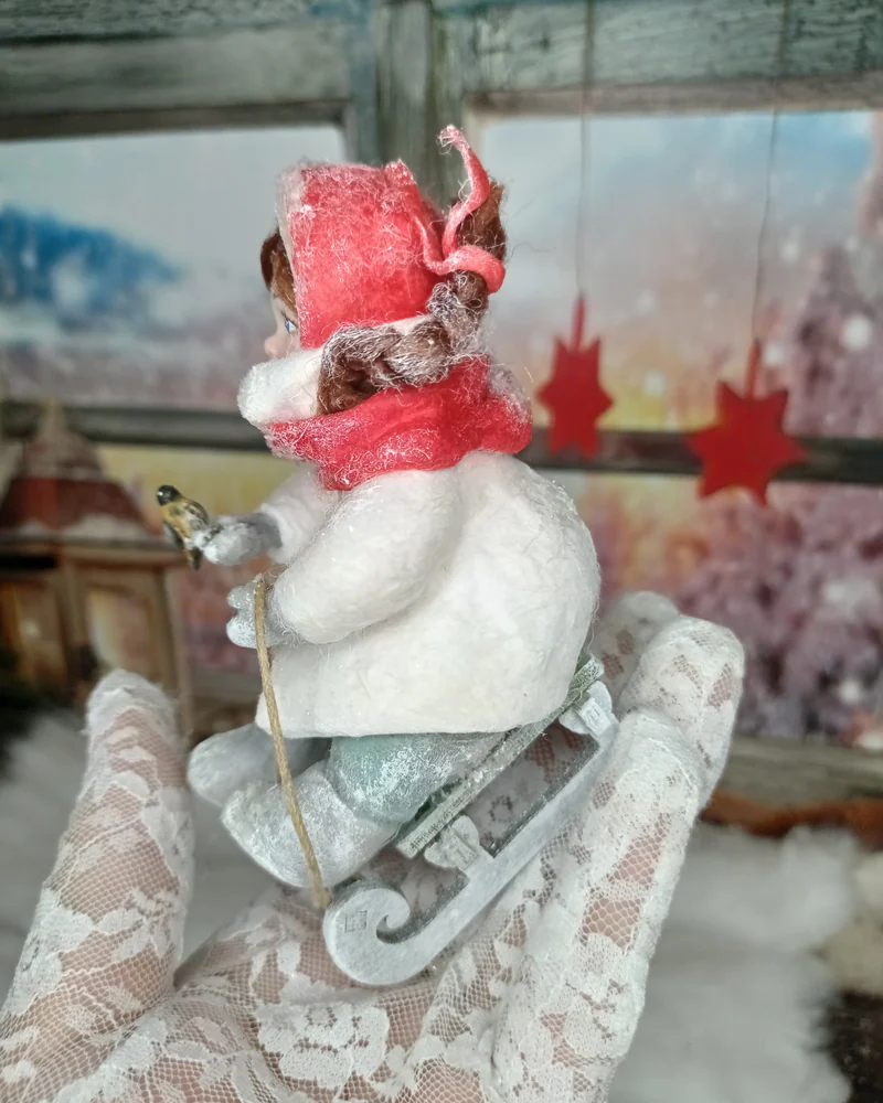Ватная игрушка "Девочка с косичками"