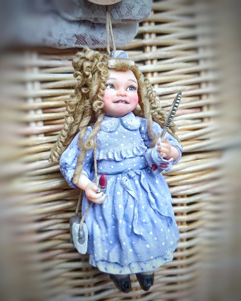 Ватная игрушка " Мамина модница"
