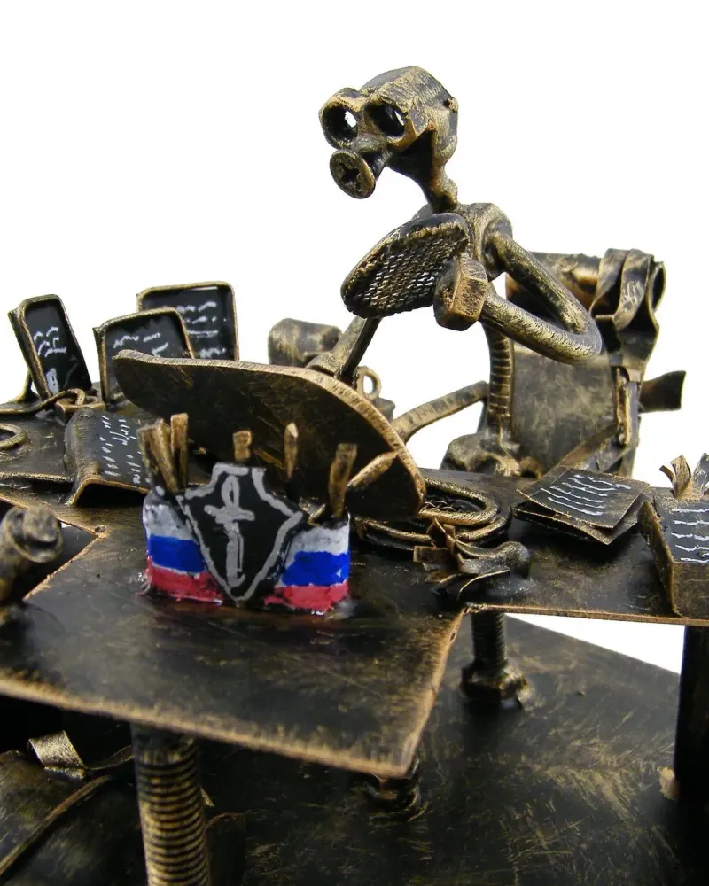 И пусть весь мир подождет — Основной