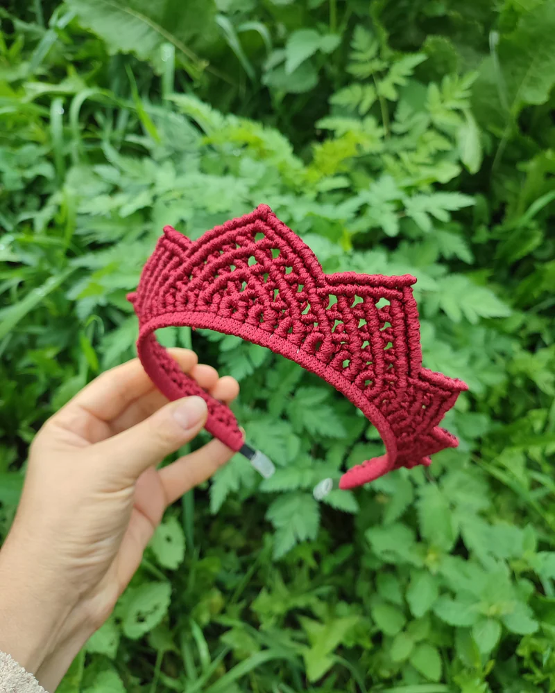 Розовый Бордовый кокошник макраме Царевна большая