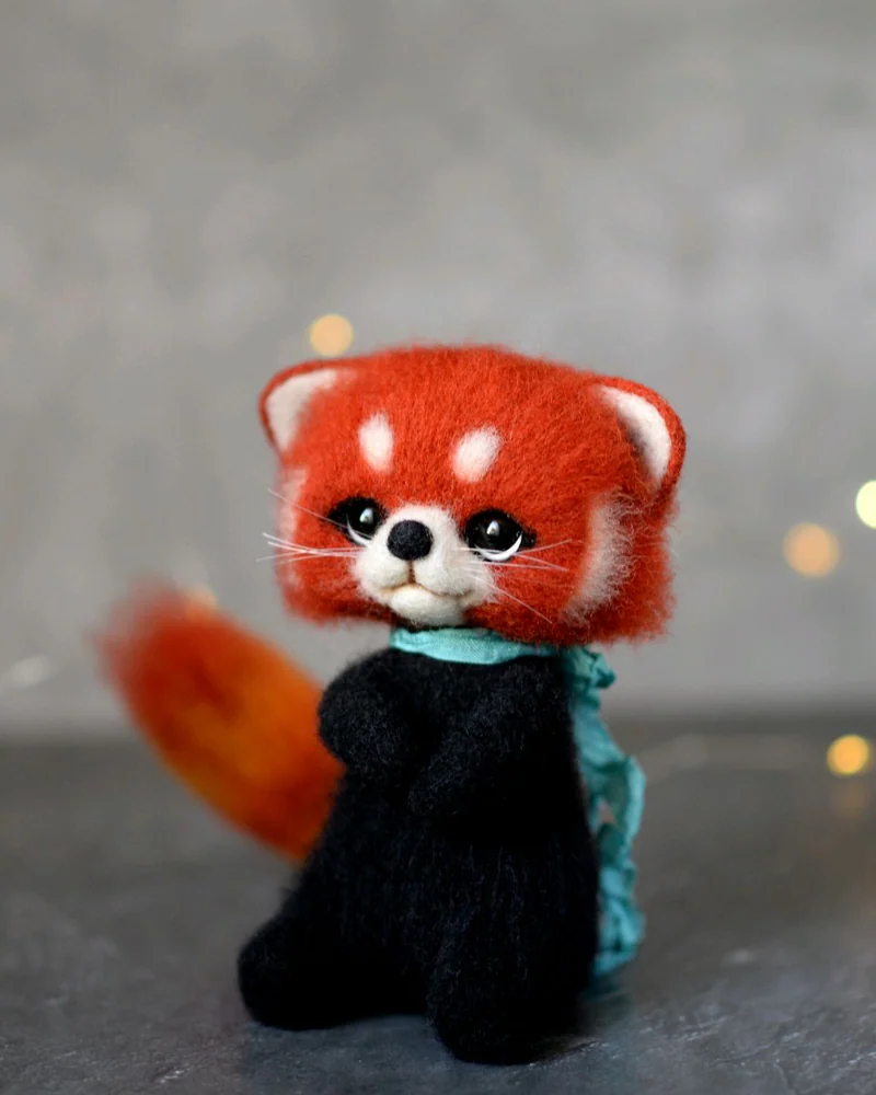Красная панда игрушка из шерсти