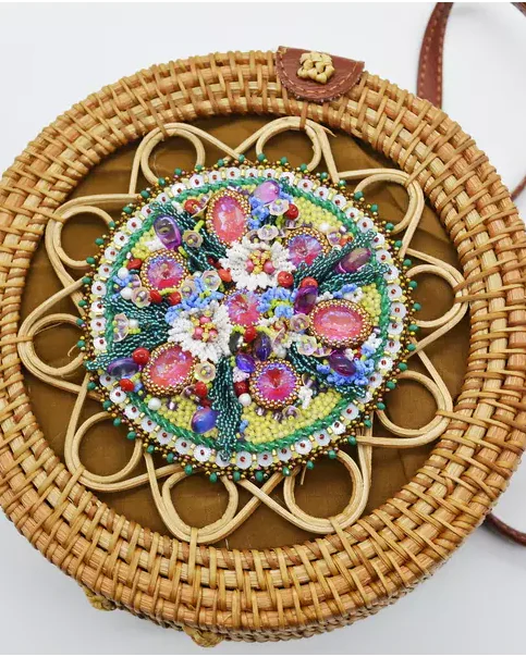 Сумка из ротанга с кристаллами Swarovski