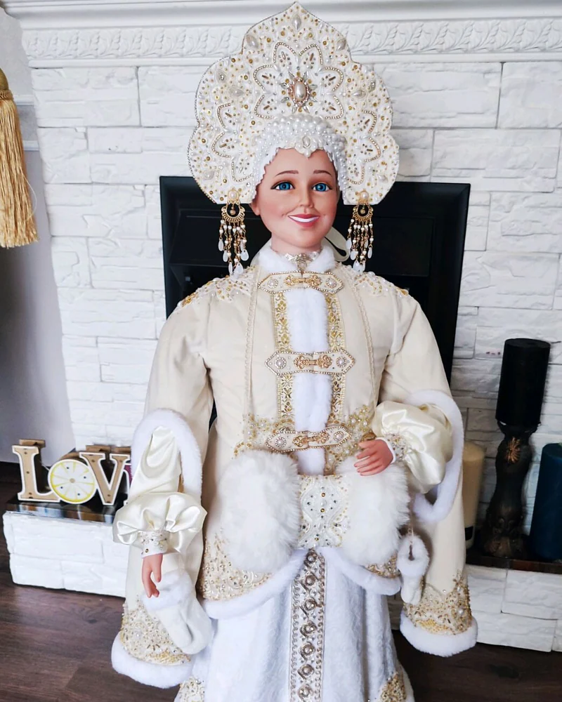 Дед Мороз и Снегурочка