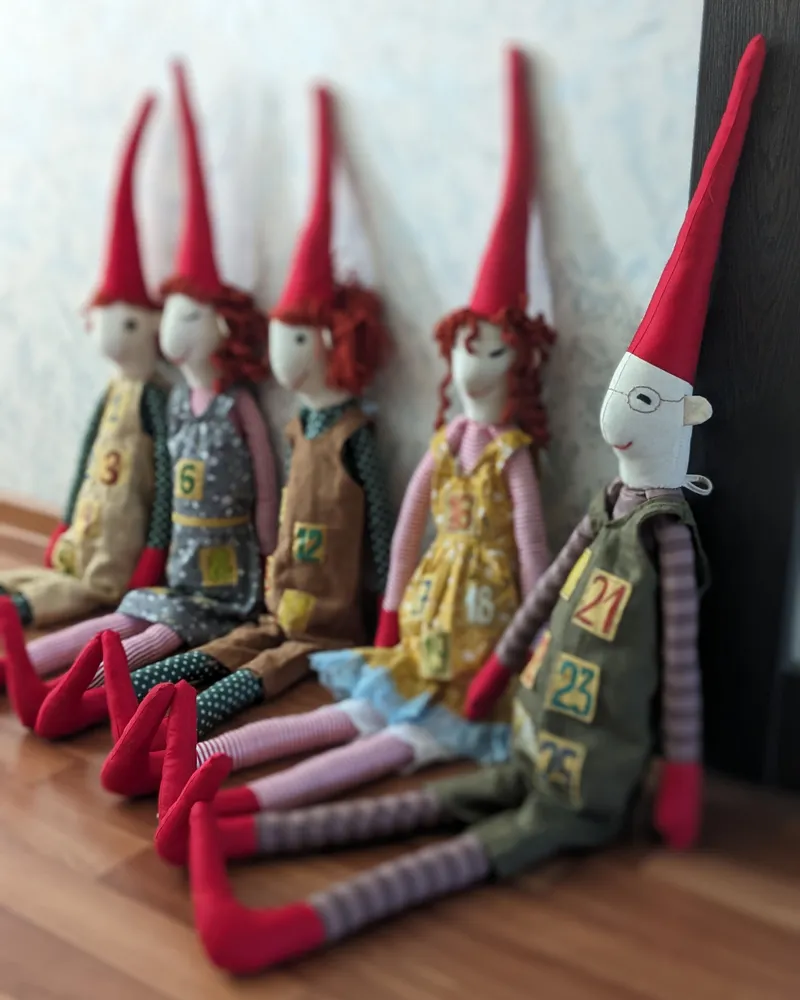 Гном Рождественский — Гном