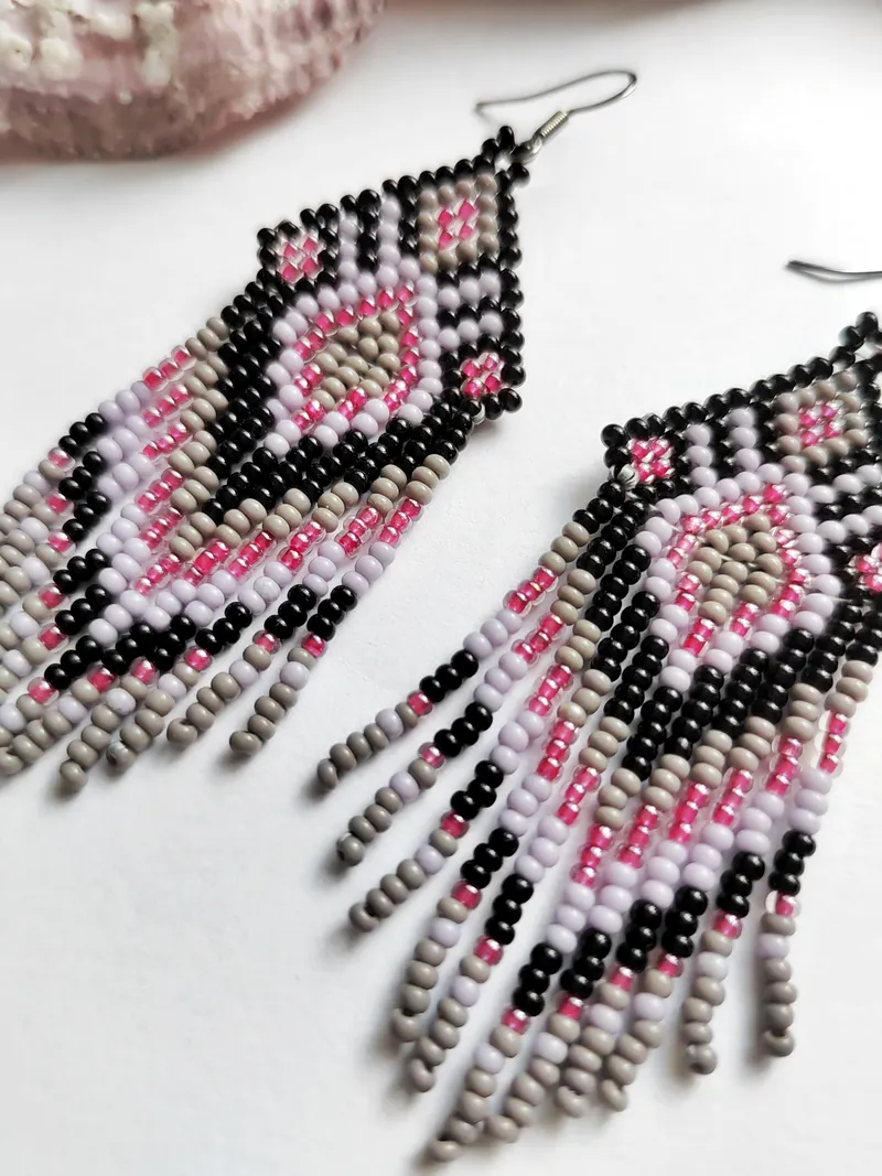 Серьги из бисера с бахромой