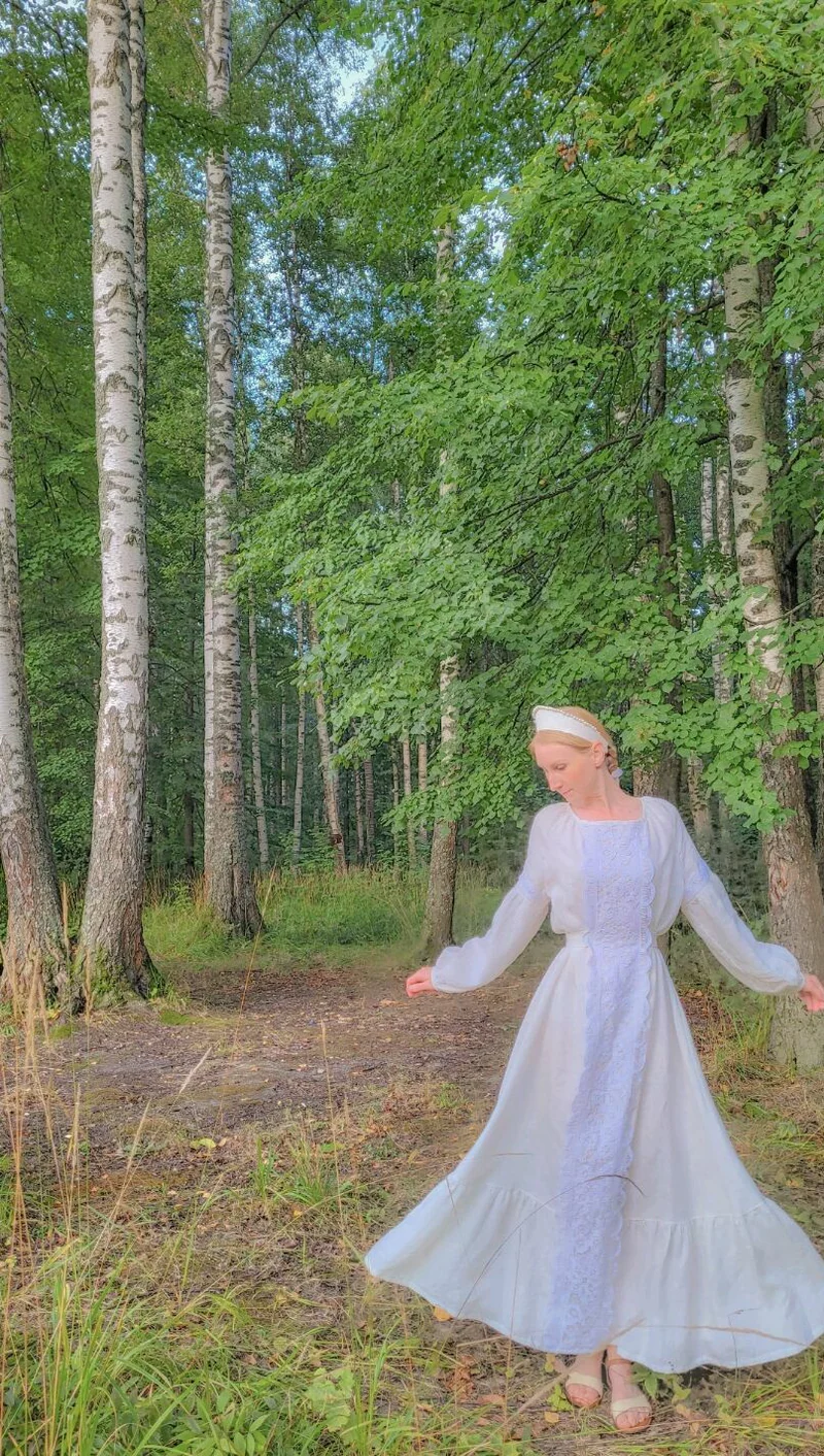 Платье льняное кружевное «Одолень», белое