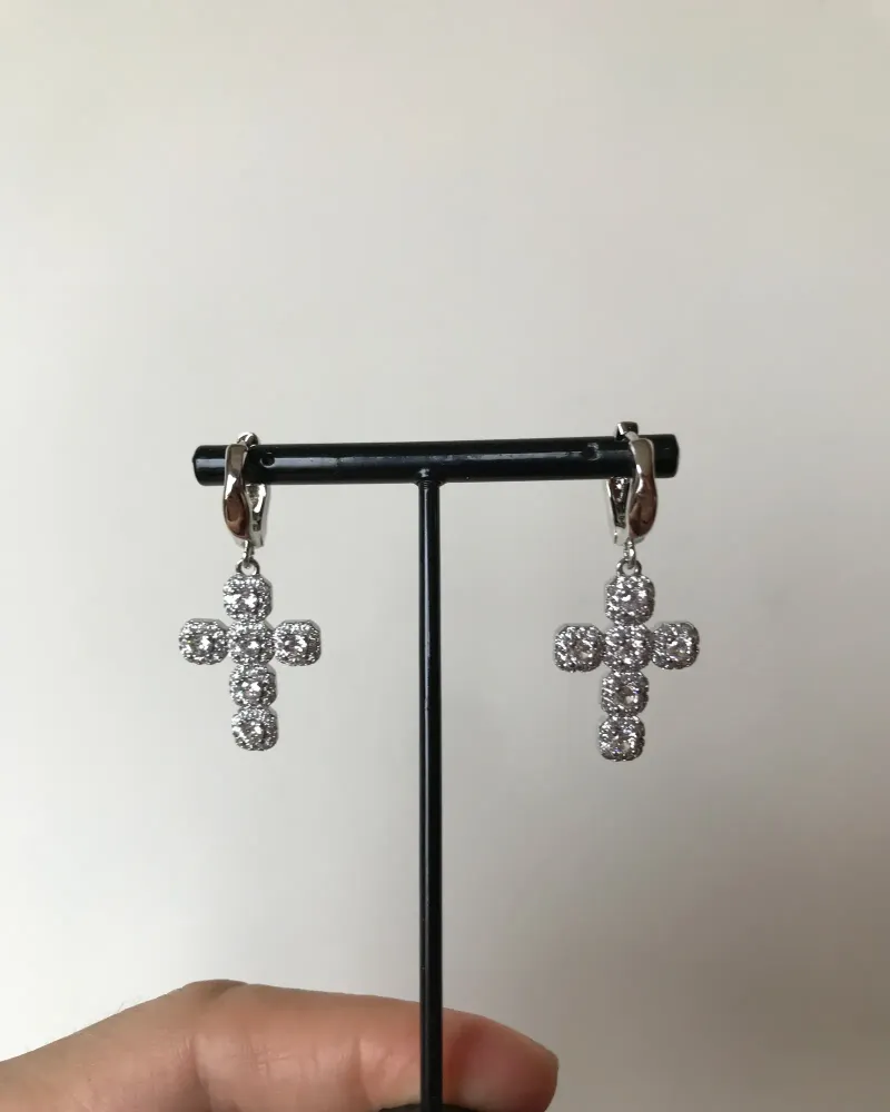 Серьги с крестами