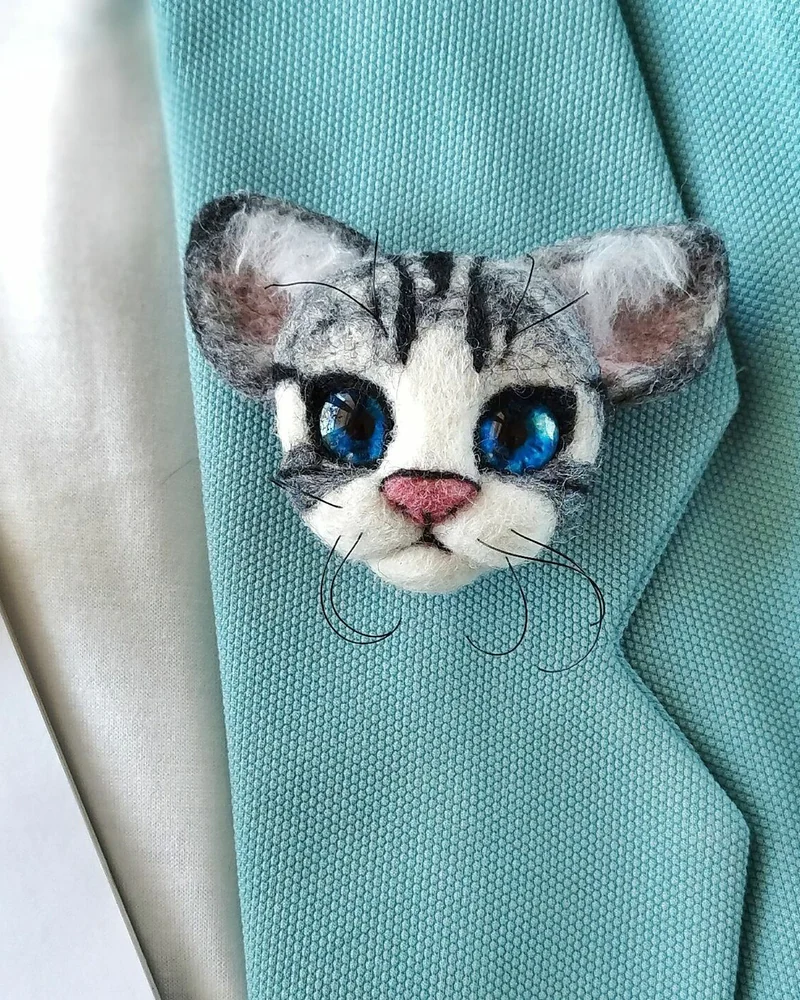 Брошь из шерсти котик, кот, брошка серый котенок