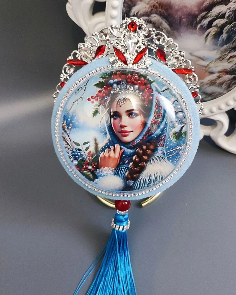 Ёлочная игрушка медальон