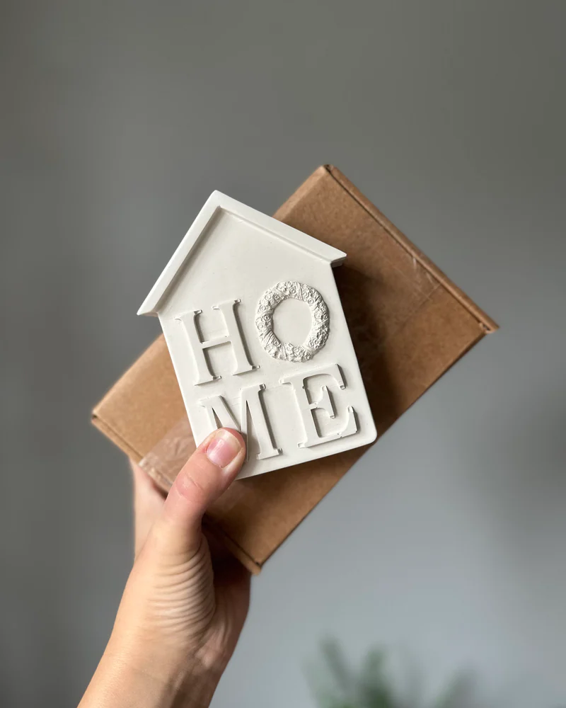 Интерьерная фигурка «Домик HOME» — Основной