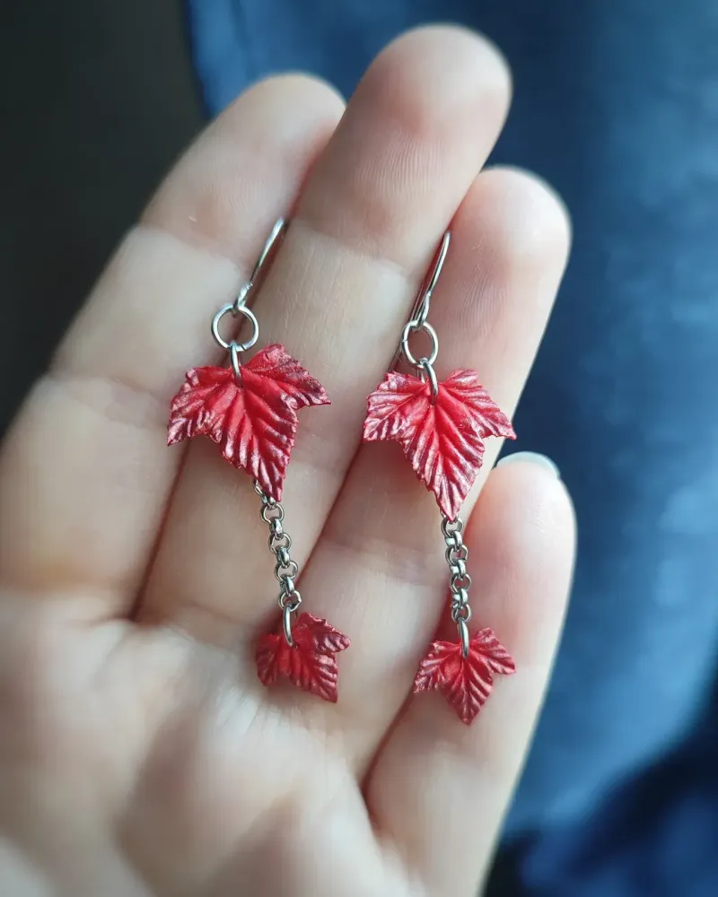 Серьги с листочками — Красный