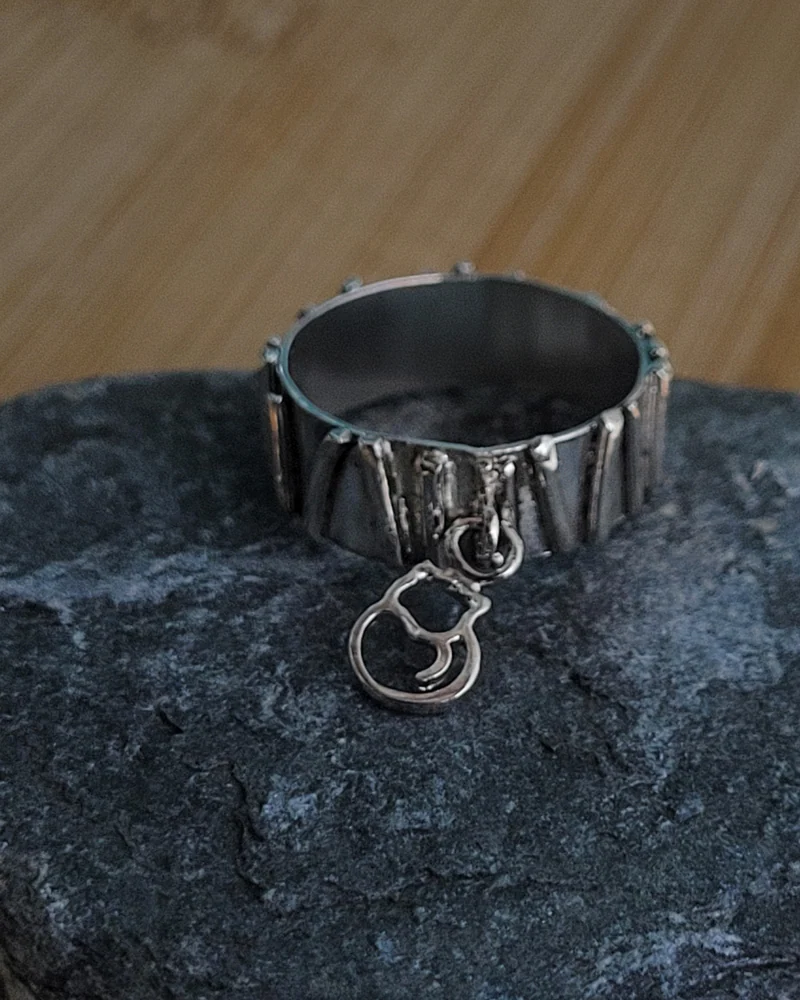 Кольцо серебряное 925 пробы — С подвеской