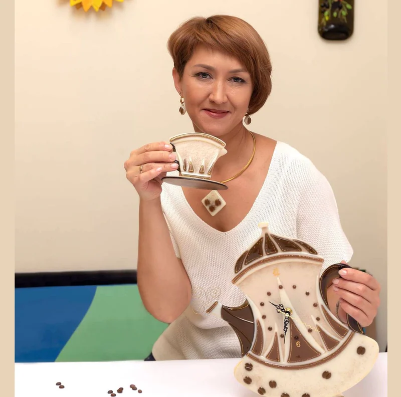 Комплект для кухни фьюзинг Часы и салфетница Кофе со сливками