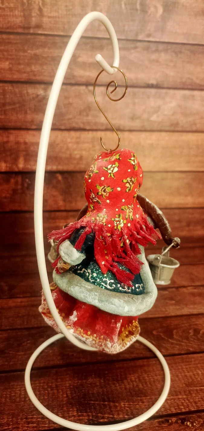 Киса с коромыслом