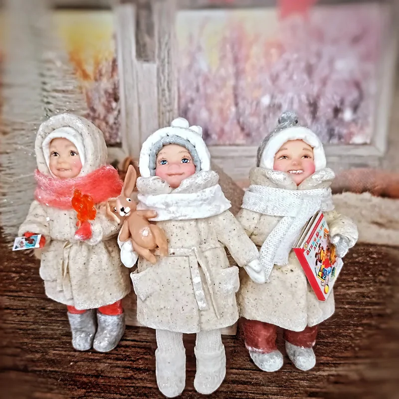 Ватная игрушка "Дети на празднике"