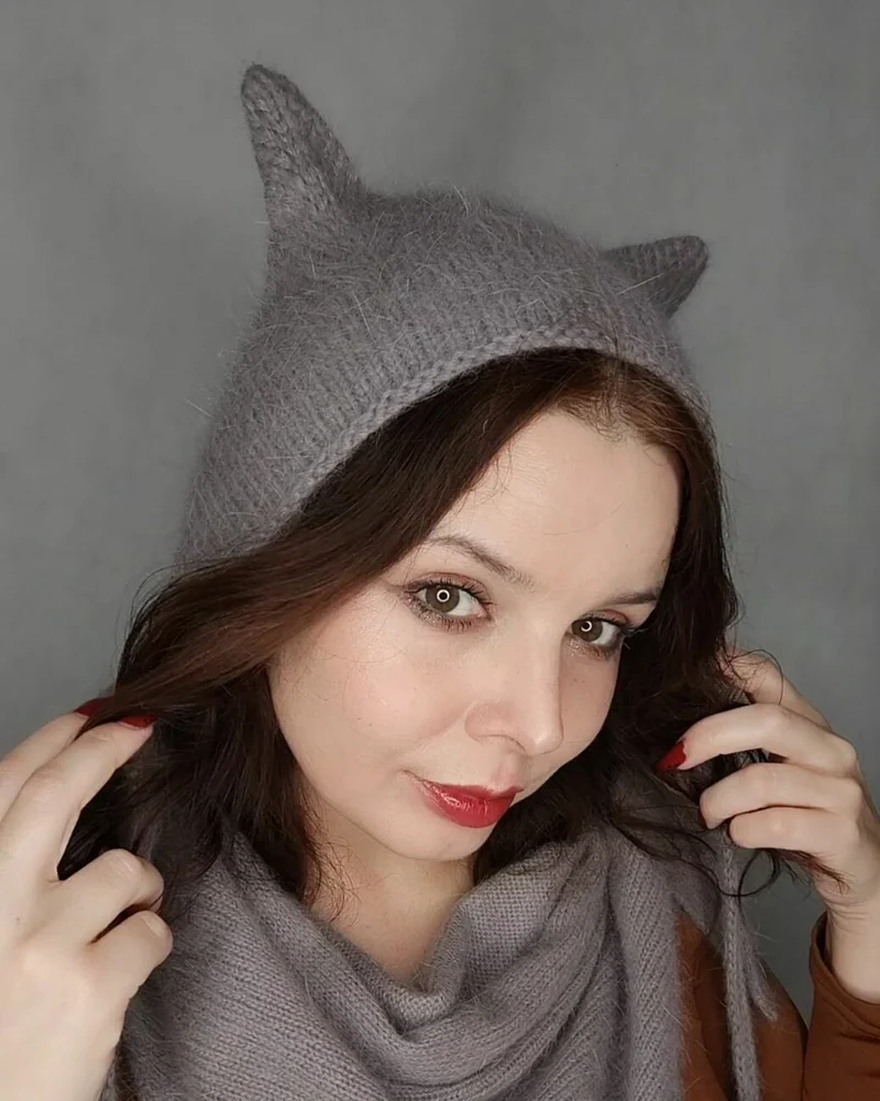 Коточепчик серый из ангоры чепчик с ушками
