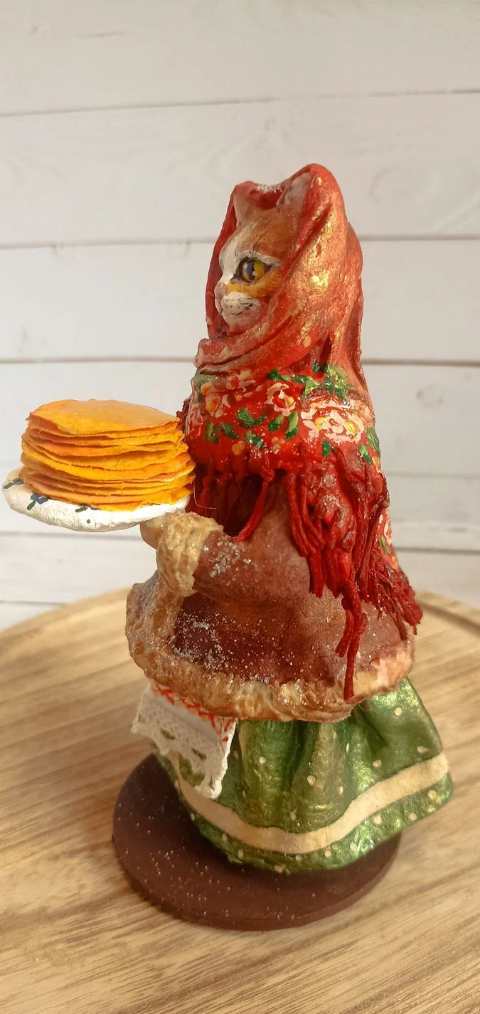 Кошечка Муся с блинами