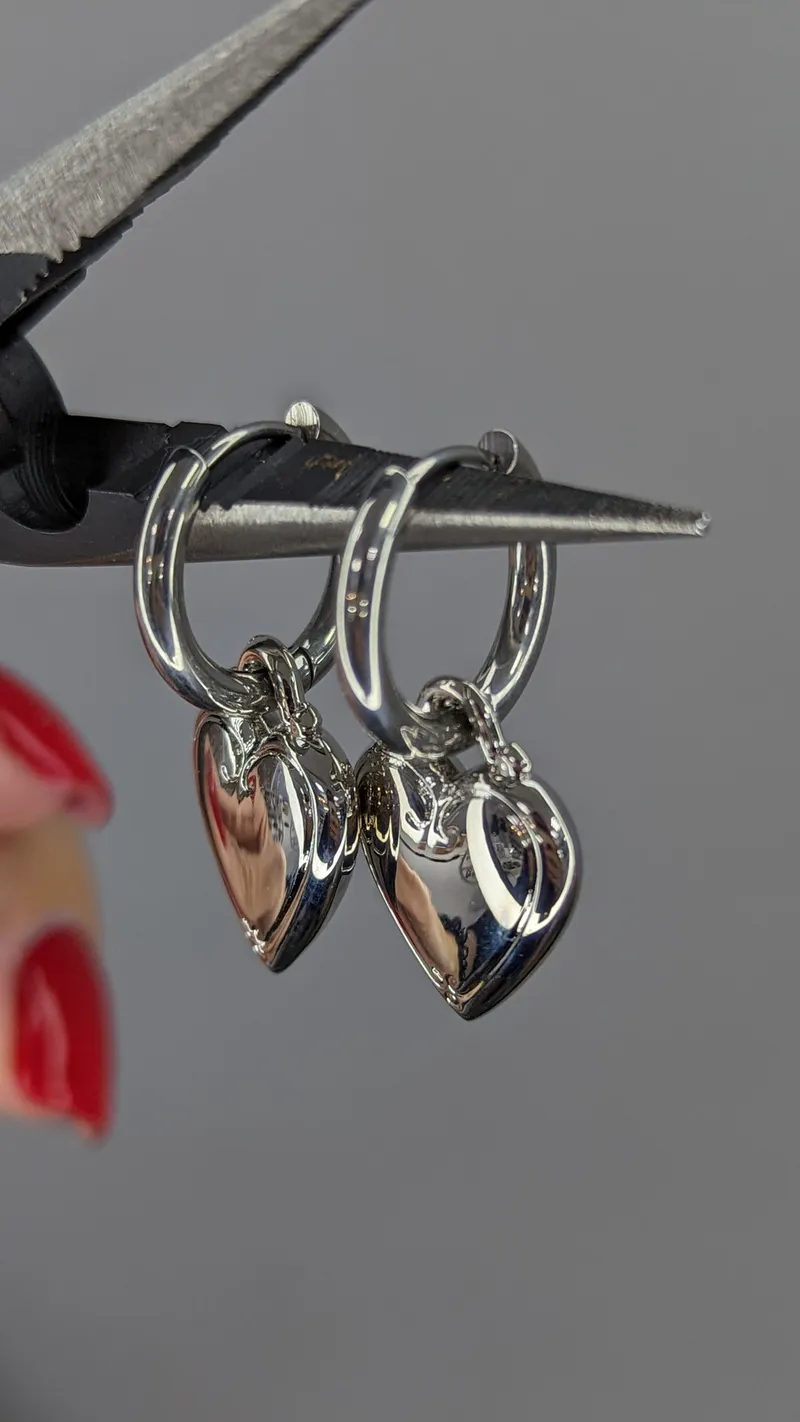 Серьги «Стальное сердце» — Серебристый