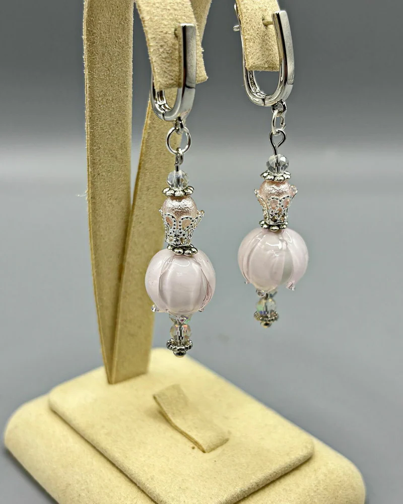 Серьги лэмпворк. Нежный бутон — розовые