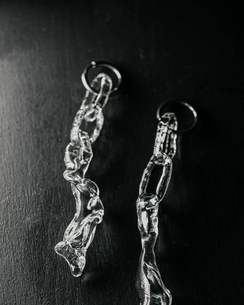 Серьги из стекла