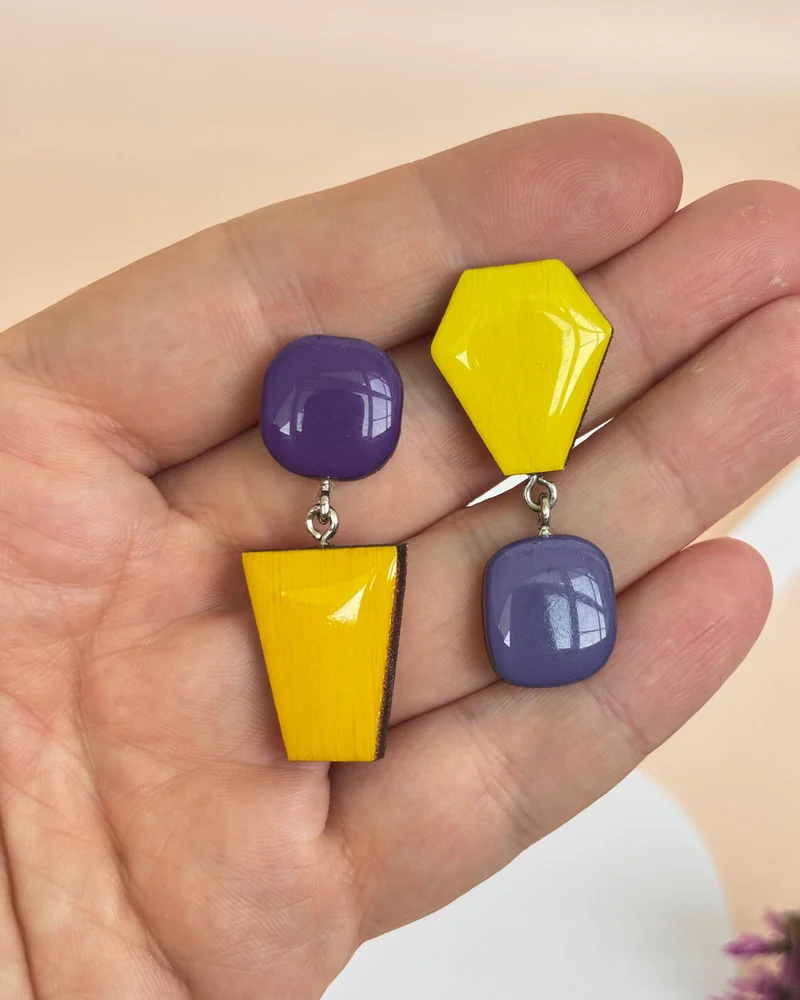Серьги желтые с фиолетовым.Женские сережки