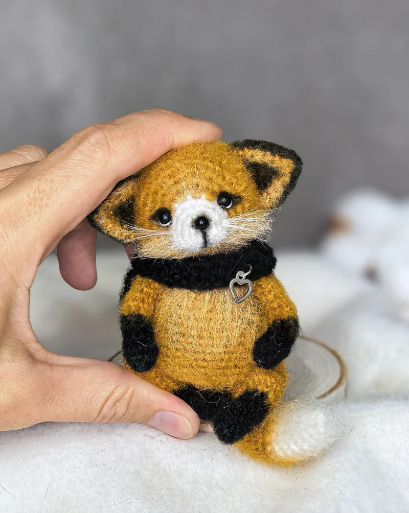 Лисенок вязаная игрушка