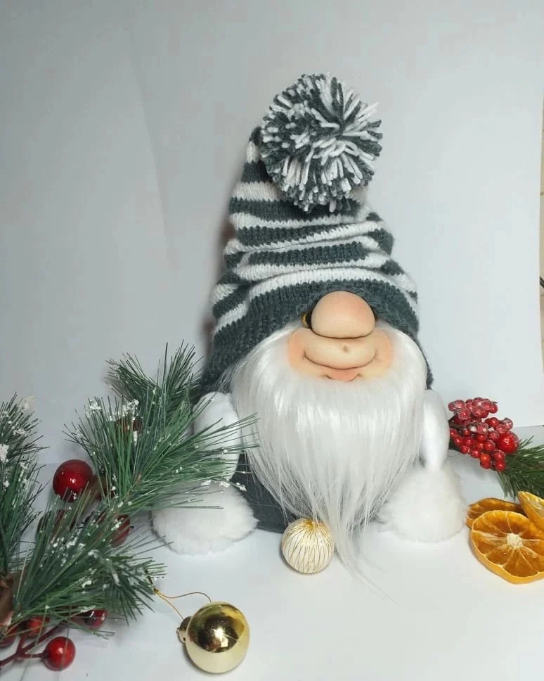 Гномик с личиком