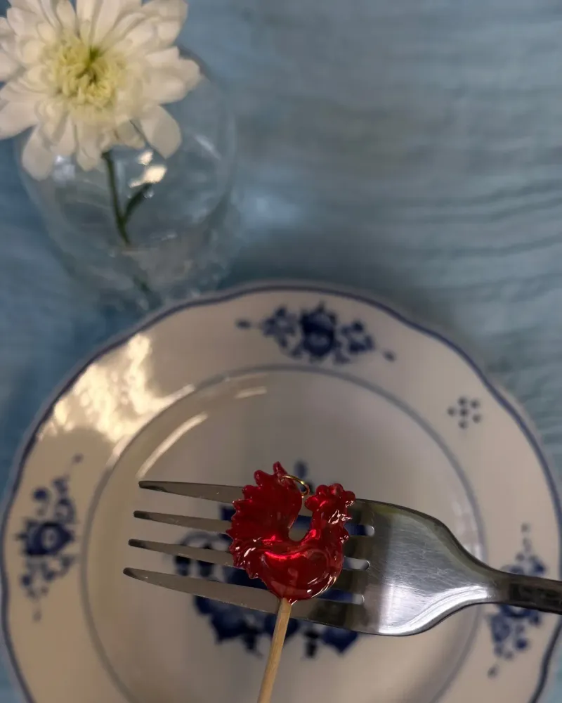 Красные кулоны «Русский стиль»