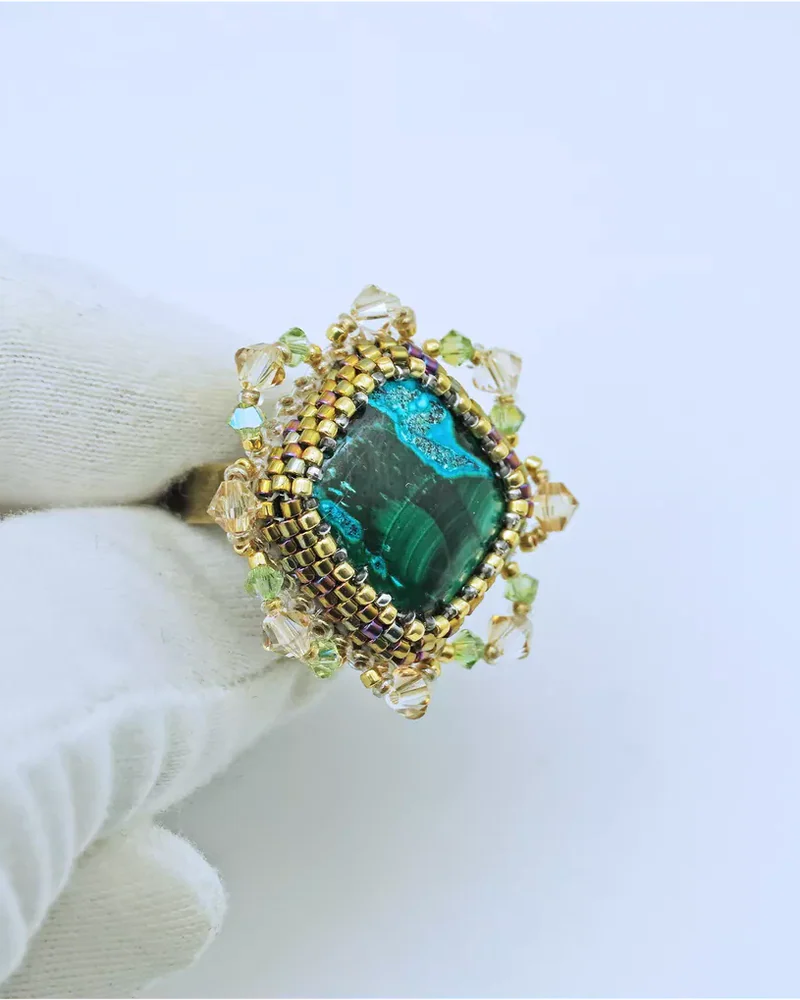 Авторское кольцо с хризоколлой и Swarovski