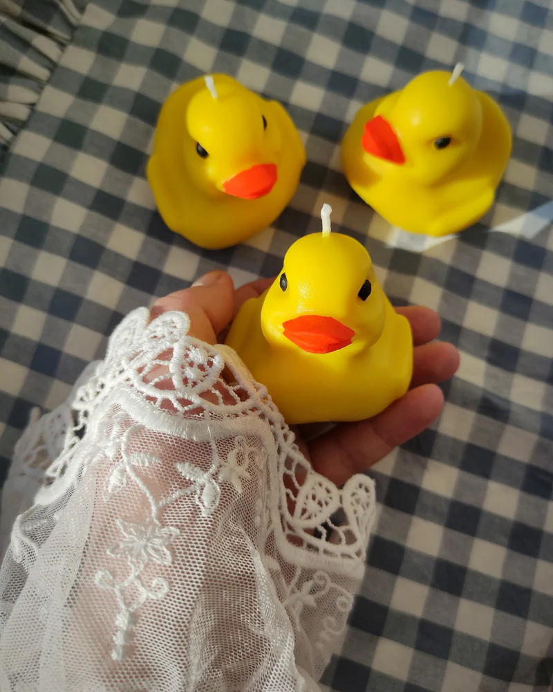 Свеча Уточка